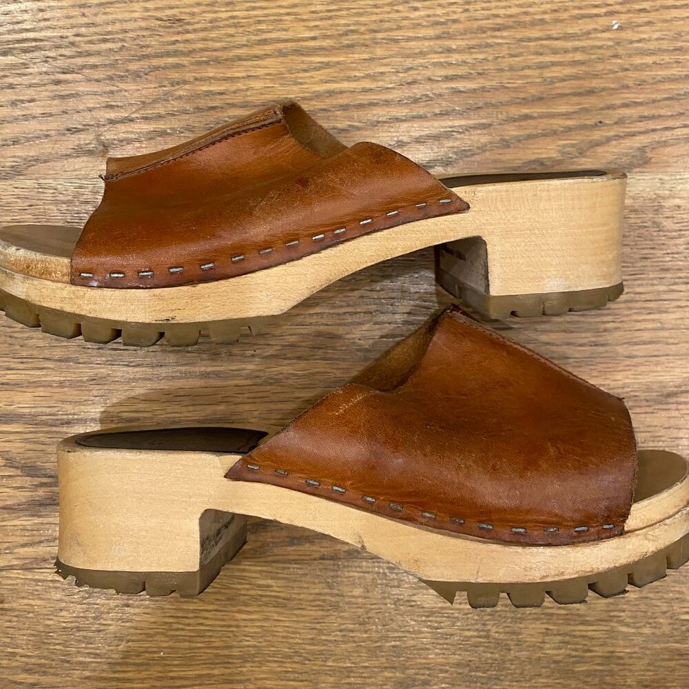 Swedish Hasbeens Brown Leather Clog Mules